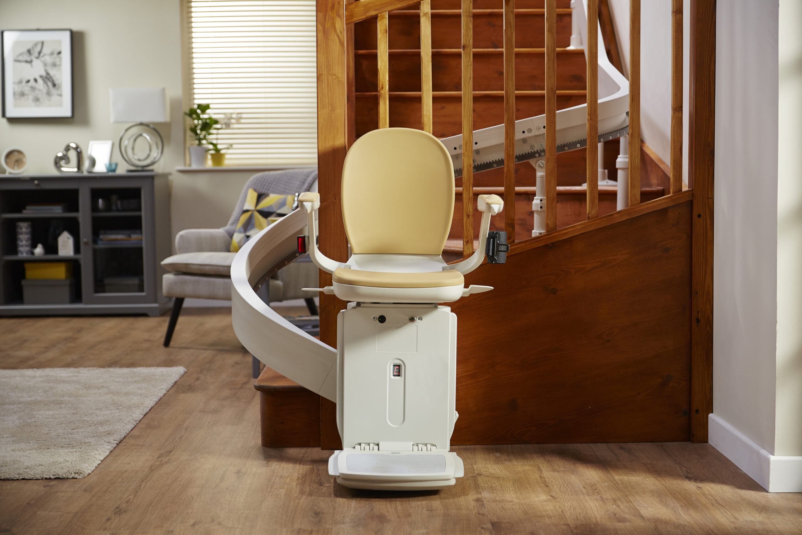 Arcon Treppenlift Kurvige Treppe